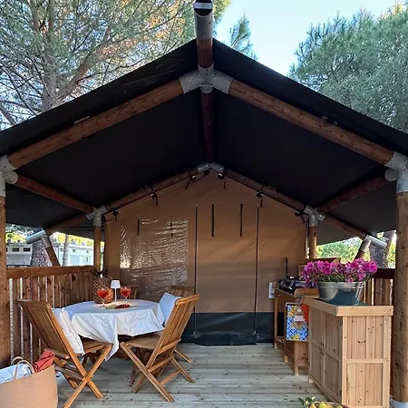 Mecca Club Campsite *